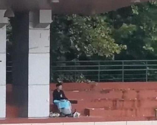 咸阳校园吃瓜事件视频,一场网络热议的校园风波揭秘